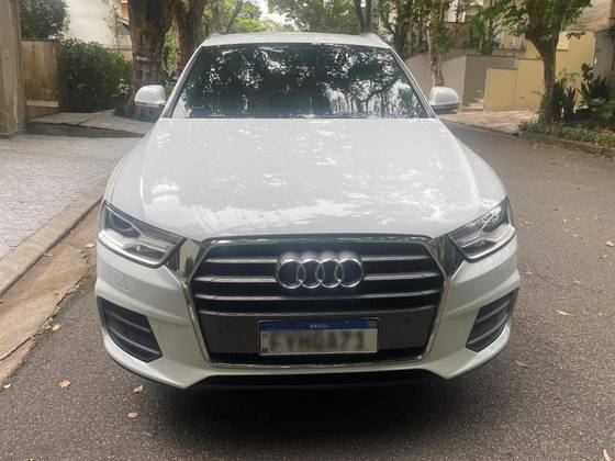 AUDI Q3 1.4 TFSI FLEX PRESTIGE PLUS S TRONIC